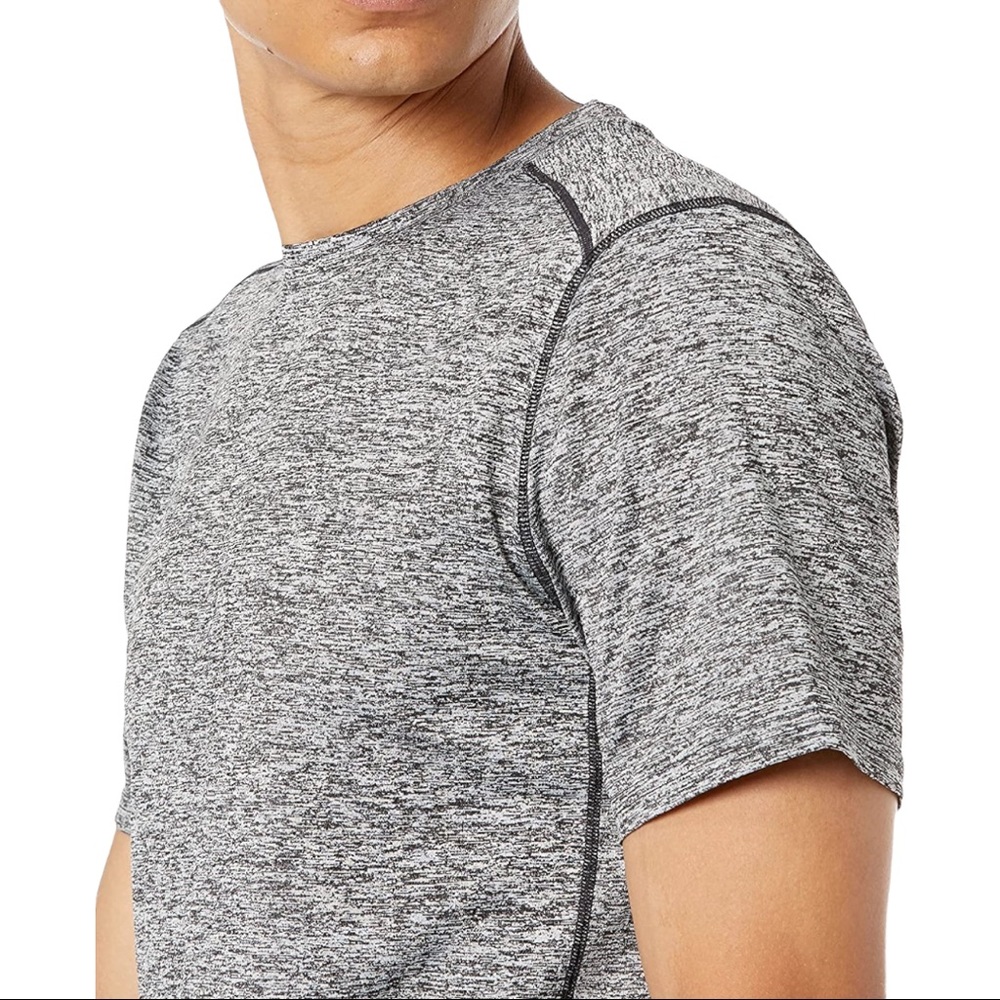 Mens tech stretch short sleeve top size medium NWOT
